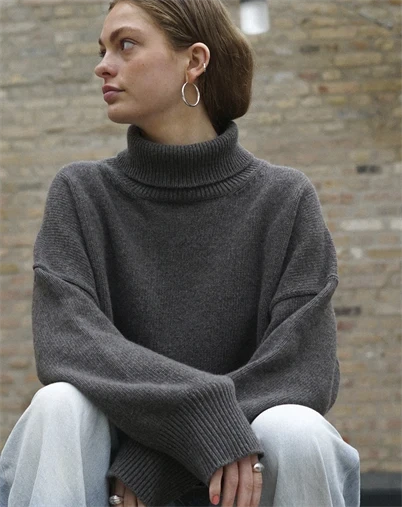 Elsk - Highneck Woman's Recycled Wool Strik - Earth Taupe